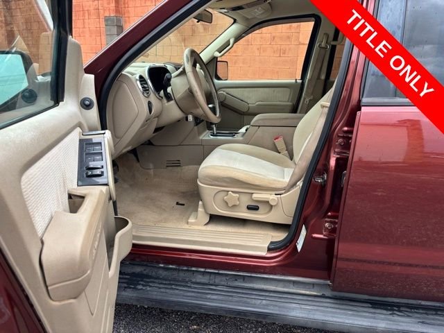 Used 2009 Red Ford XLT image 7