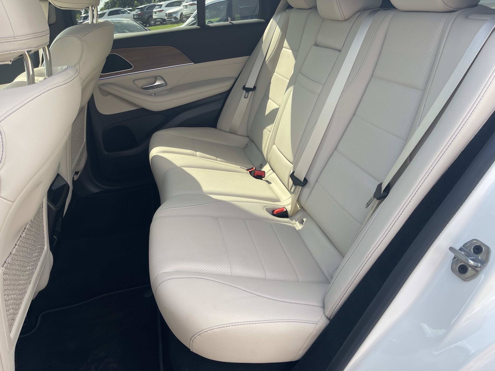 Certified Used 2025 Polar White Mercedes-Benz GLE 450 image 18