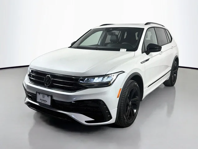 2023 Volkswagen Tiguan SE R-Line Black