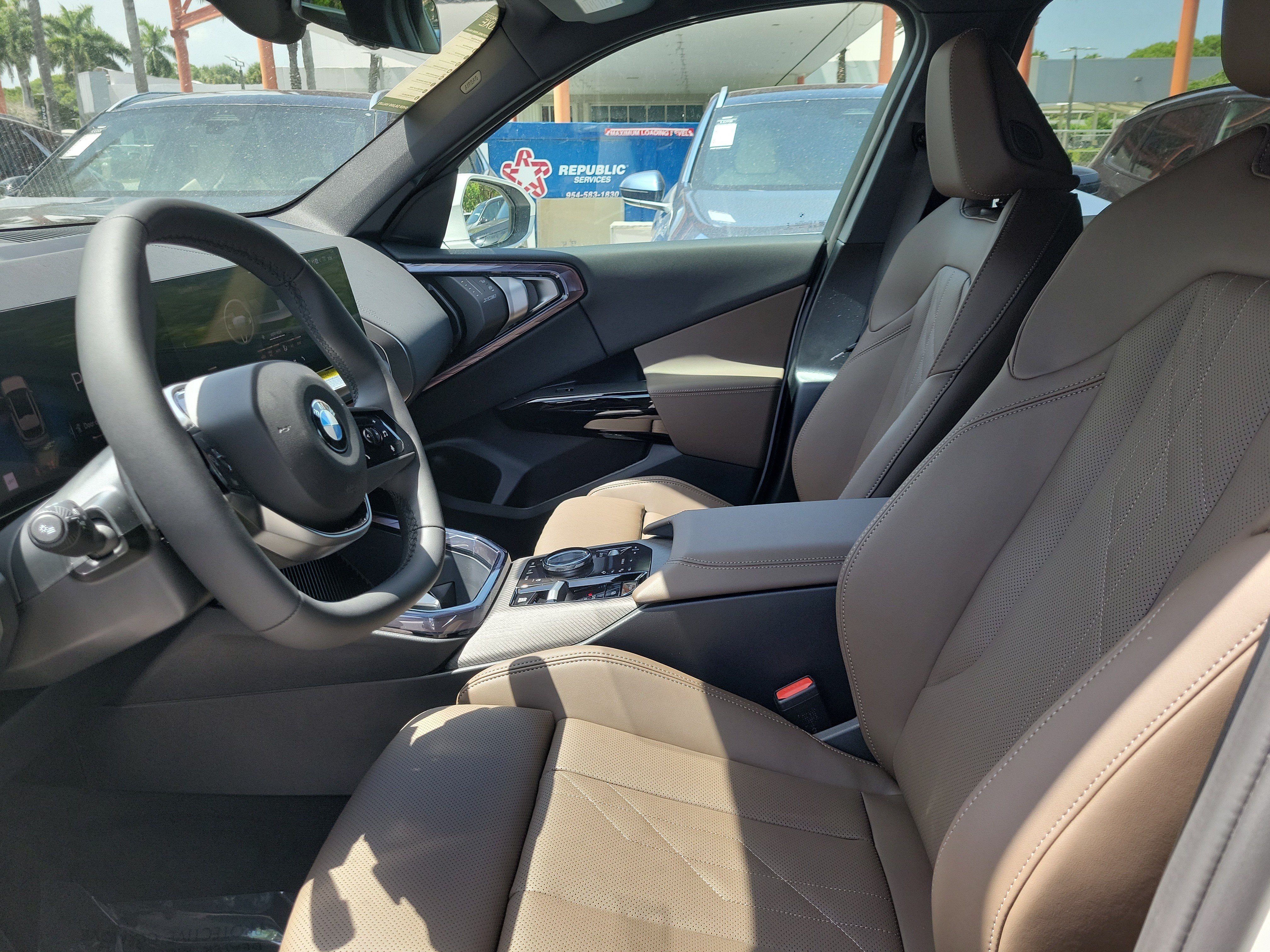 New 2026 Alpine White BMW 30 xDrive image 11