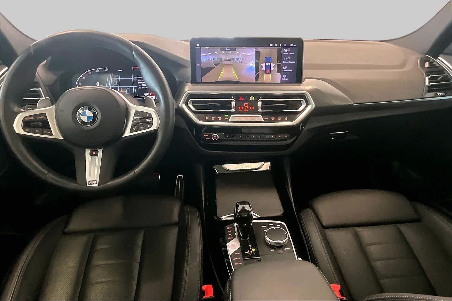 Used 2024 Tanzanite Blue II Metallic BMW sDrive30i image 15