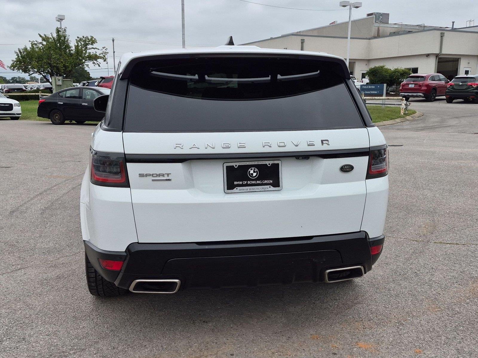 Used 2018 Fuji White Land Rover SE image 4