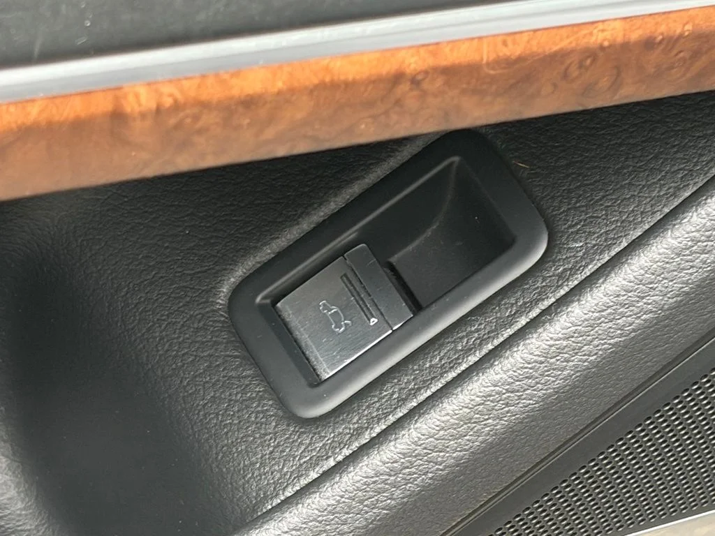 Used 2019 Moonlight Blue Audi L 60 image 21