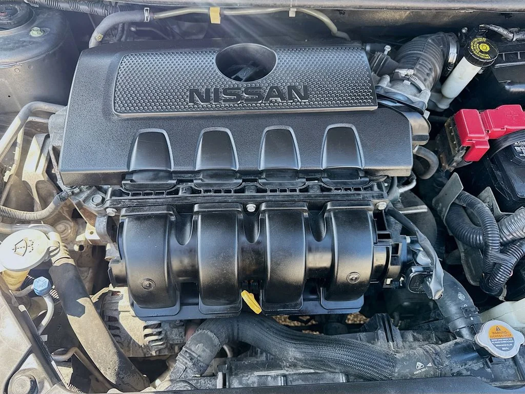 Used 2018 Gray Nissan S image 35
