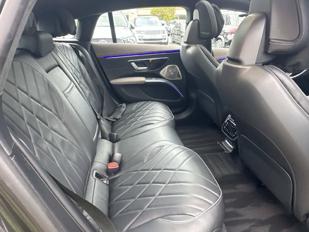 Certified Used 2023 Graphite Gray Metallic Mercedes-Benz 580 image 13