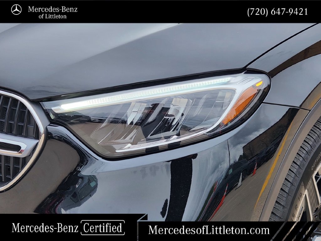 Certified Used 2026  Mercedes-Benz GLC 300 image 8