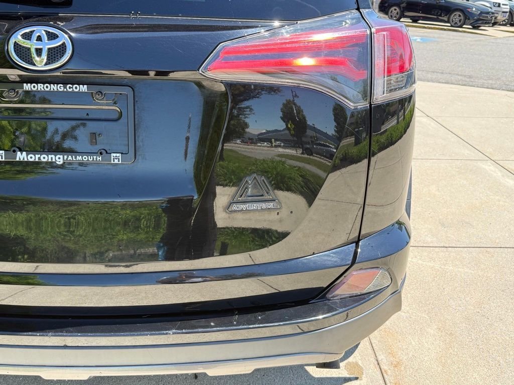 Used 2018 Black Toyota Adventure image 14