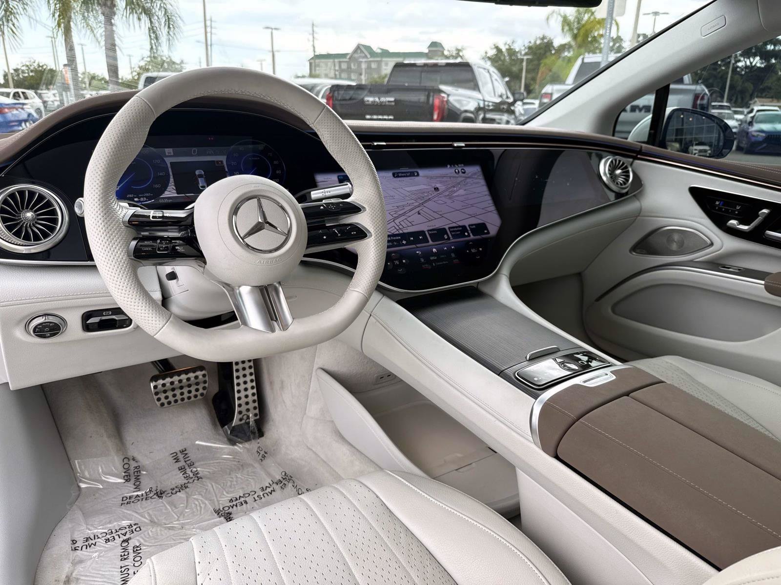 Used 2023 MANUFAKTUR Diamond White Metallic Mercedes-Benz 580 image 15