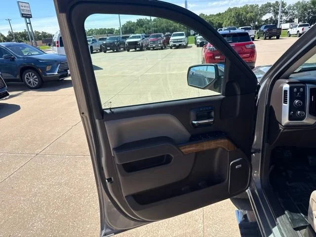 2017 GMC Sierra 1500 SLT - Photo 10