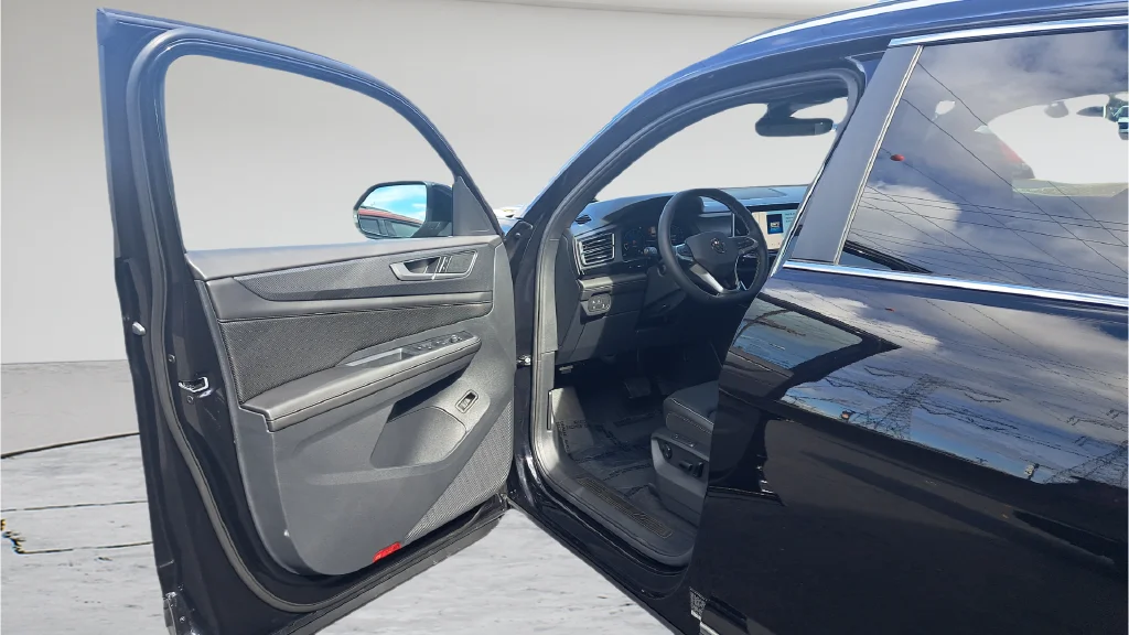 New 2026 Black Volkswagen SEL image 9
