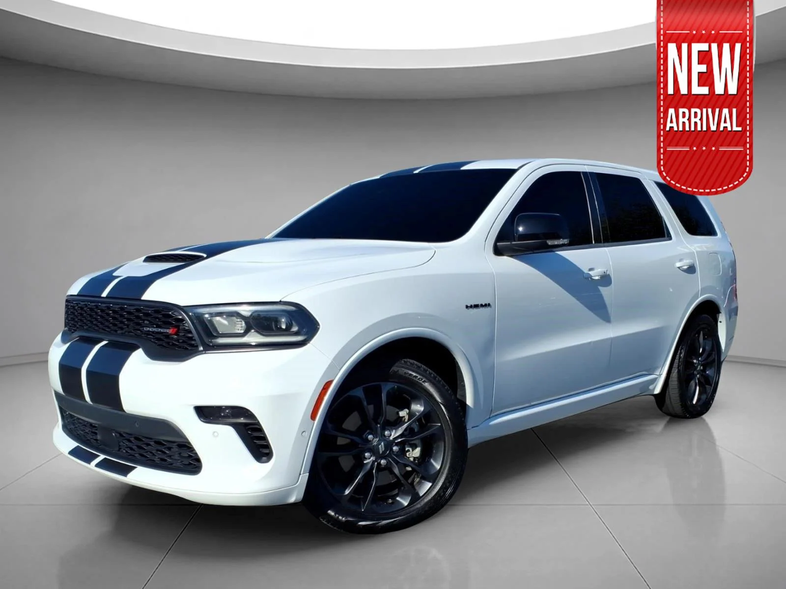 Used 2022 White Knuckle Clearcoat Dodge R/T Plus image 1