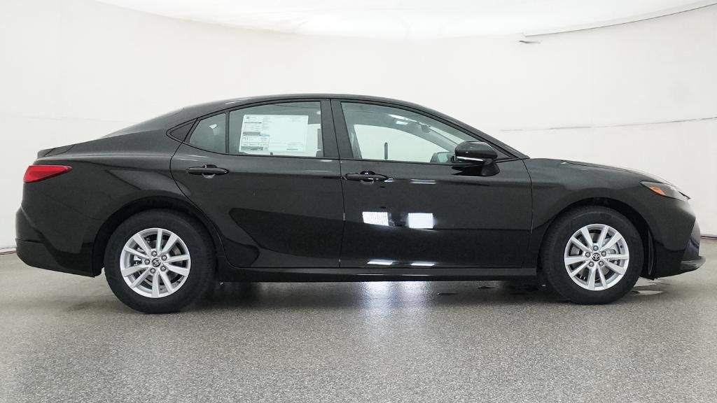 New 2026 Midnight Black Metallic Toyota LE image 25