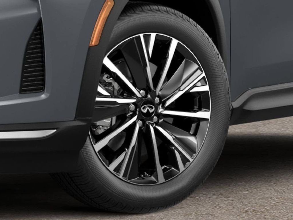New 2027 HARBOR GRAY INFINITI Luxe AWD image 6