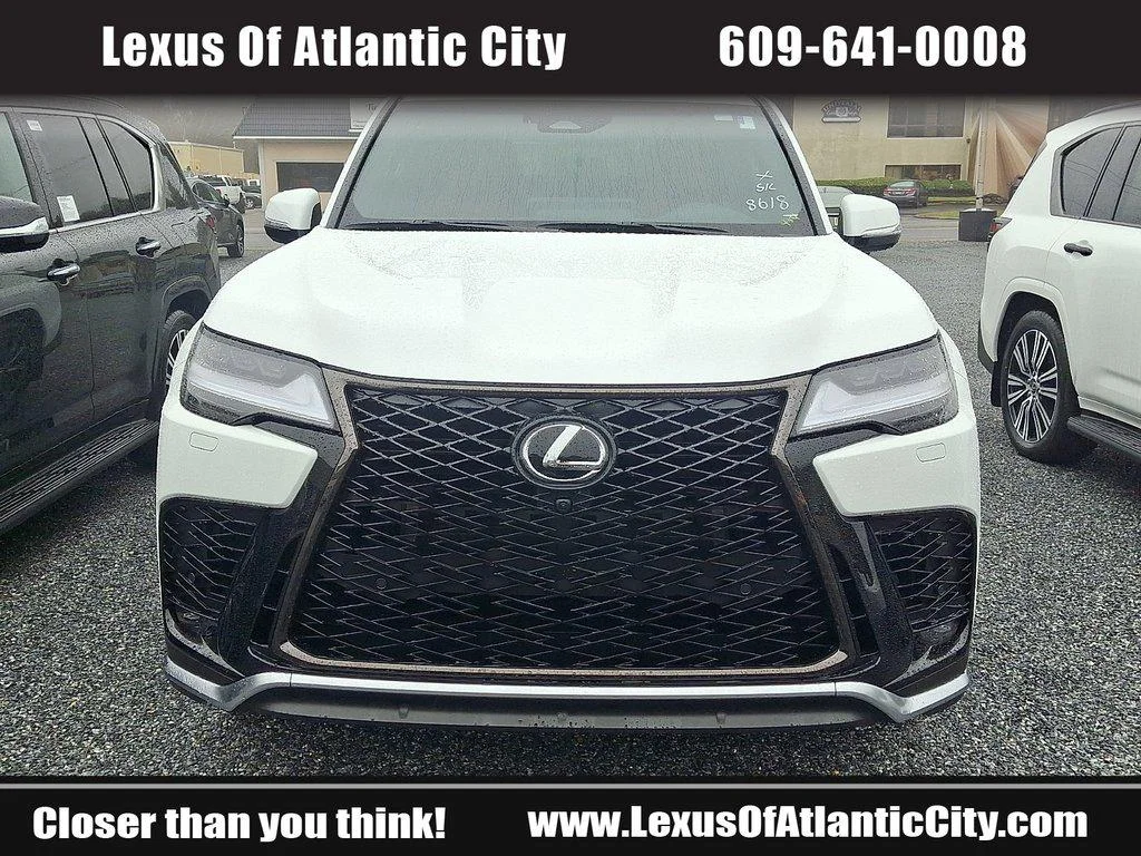New 2026 Ultra White Lexus F SPORT HANDLING image 2