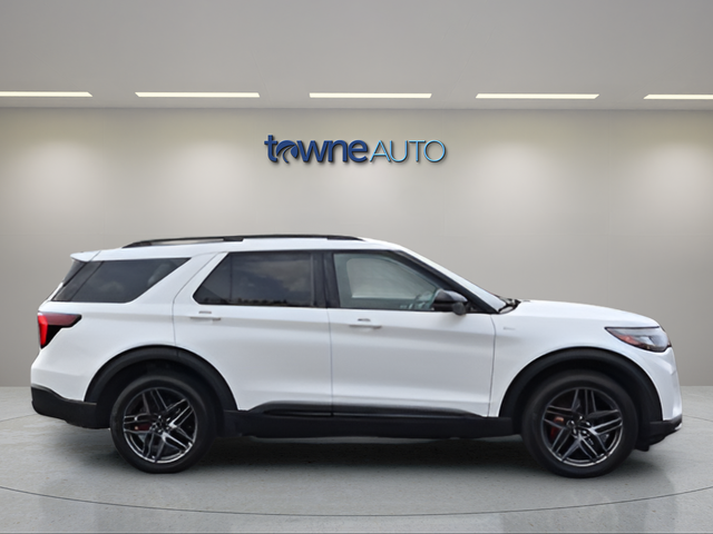 Used 2025 White Ford ST-Line image 6