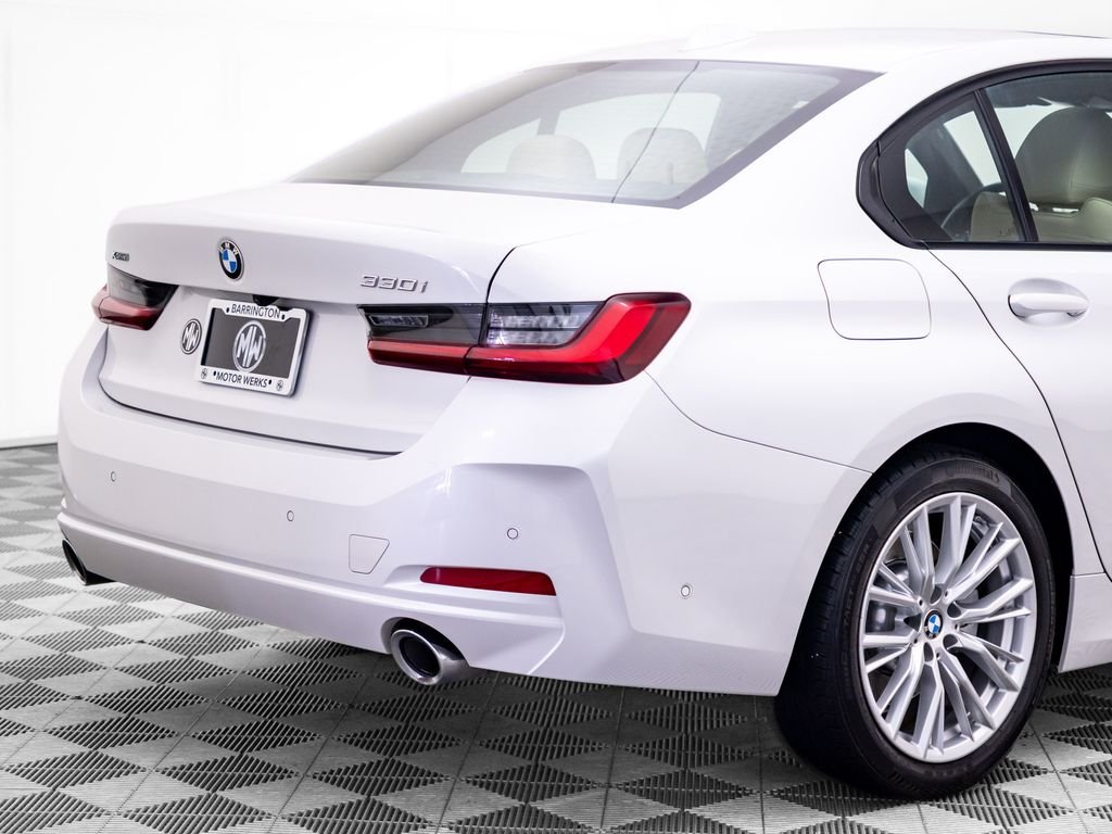 Used 2023 White Metallic BMW 330i xDrive image 39