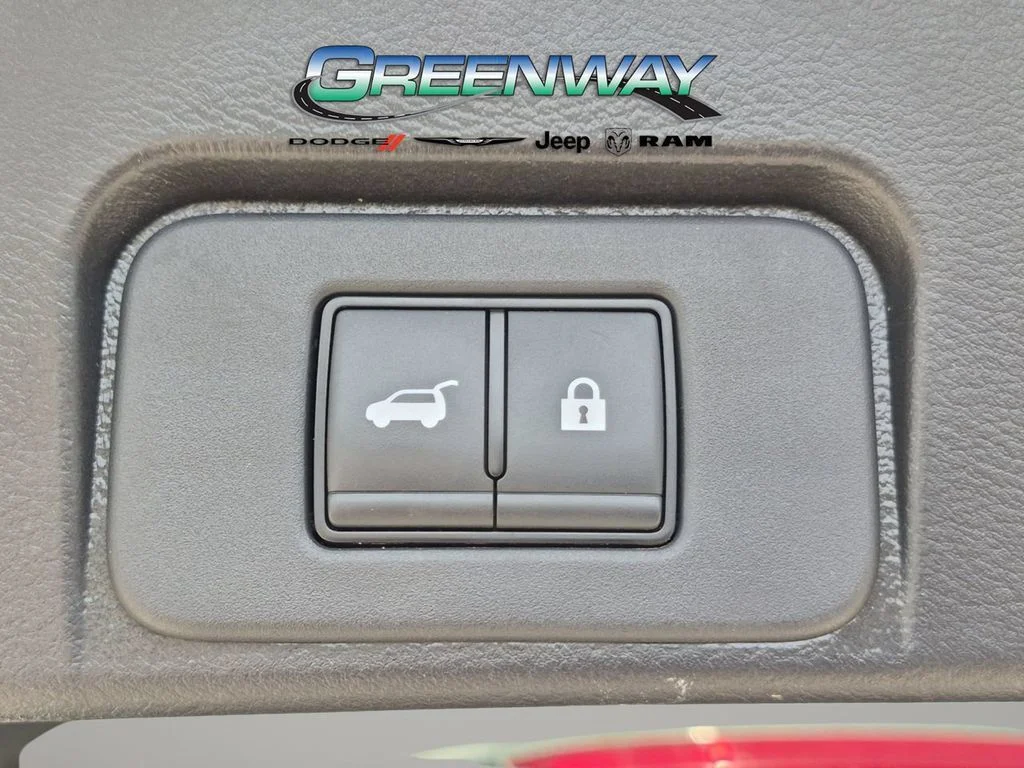 Used 2024 Gray Nissan SV image 6
