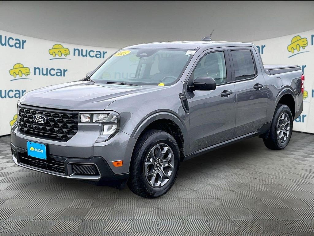 Used 2025 Gray Ford XLT image 3