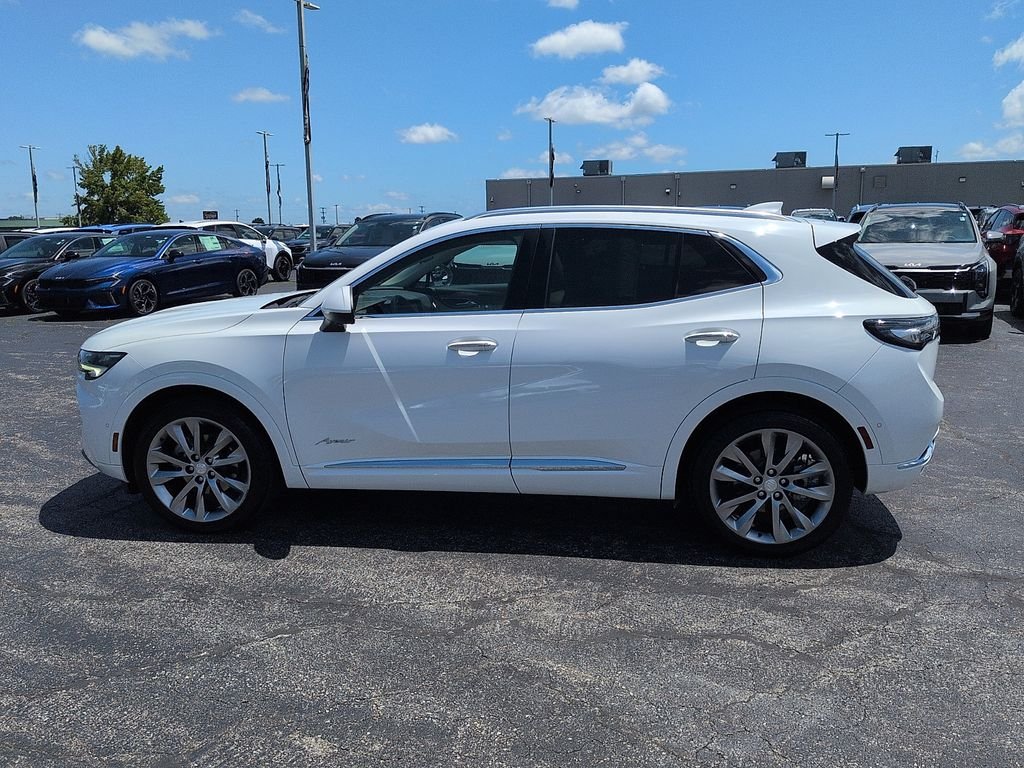 Used 2021 White Buick Avenir image 4
