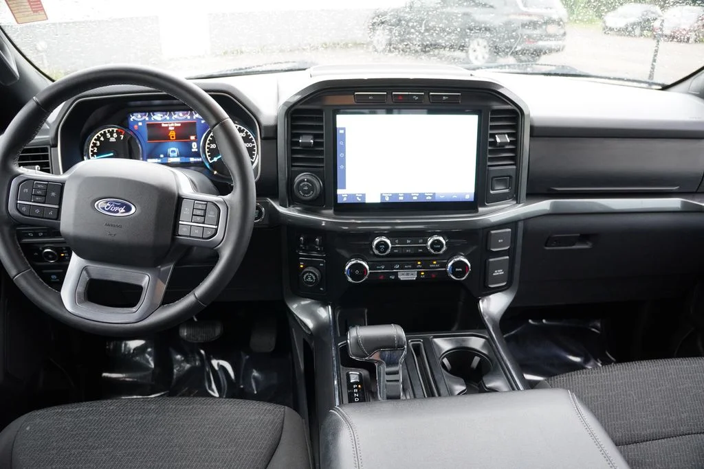 Certified Used 2023 Iconic Silver Metallic Ford XLT image 19