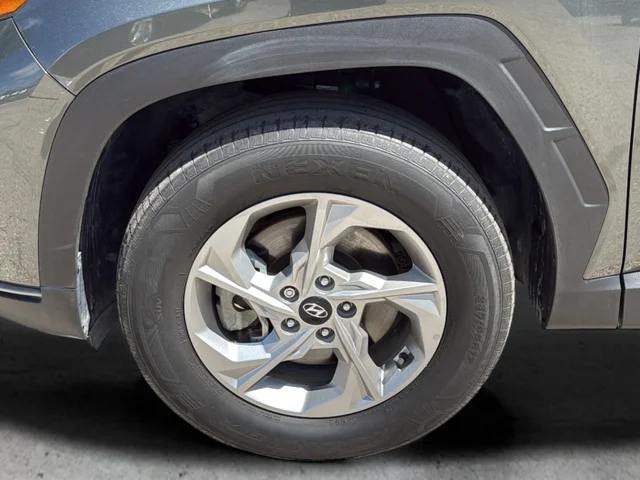 Used 2023 Gray Hyundai SEL image 31