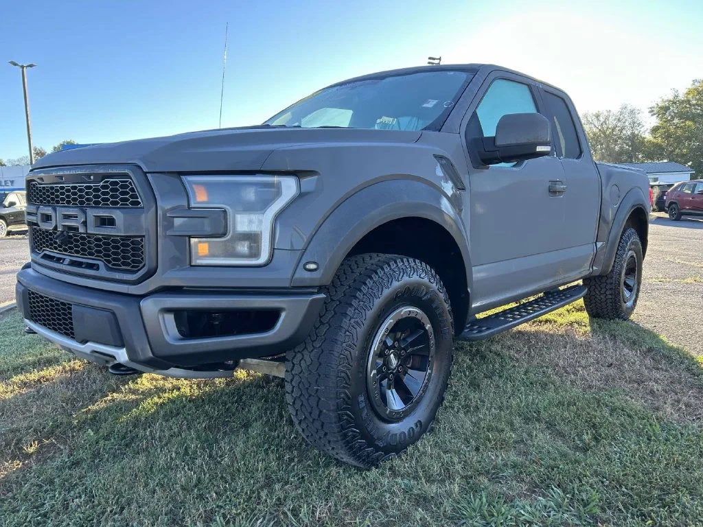 Used 2018 Gray Ford Raptor image 8