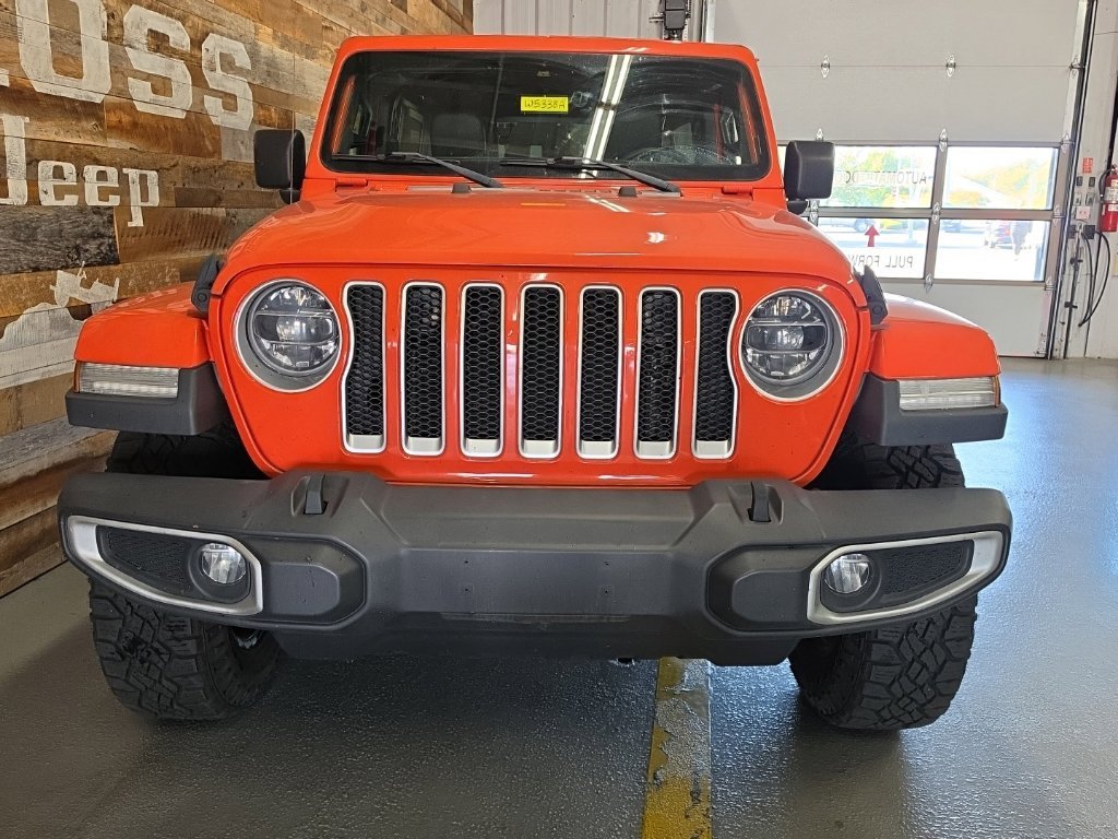 Used 2020 Punkn Metallic Clearcoat Jeep Unlimited Sahara image 3