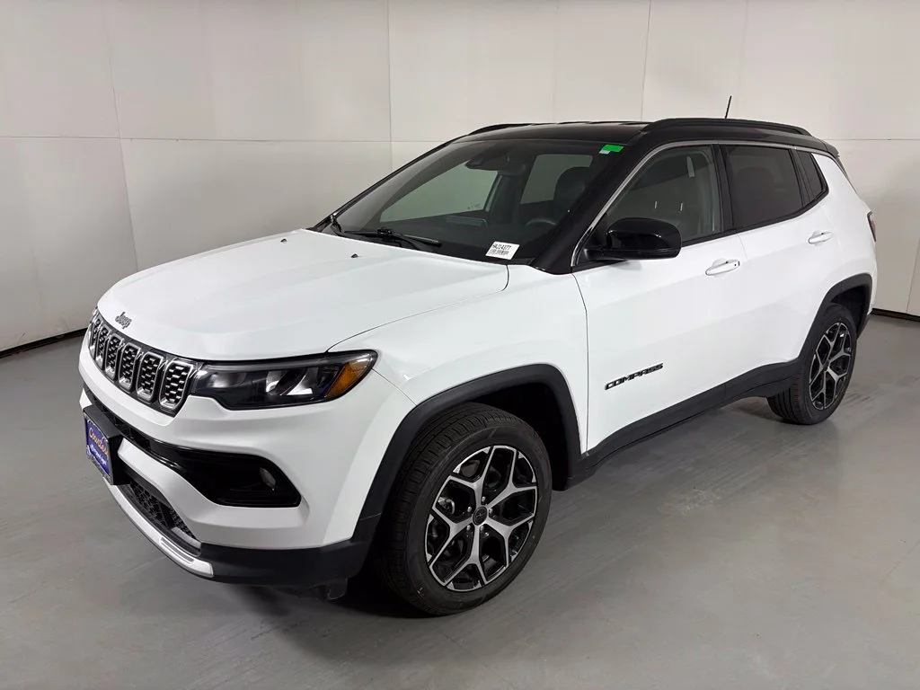 Used 2025 White Jeep Limited image 4