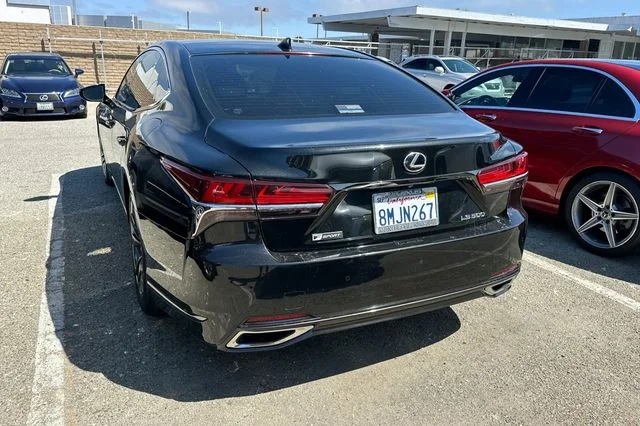 Used 2018  Lexus 500 F Sport image 6