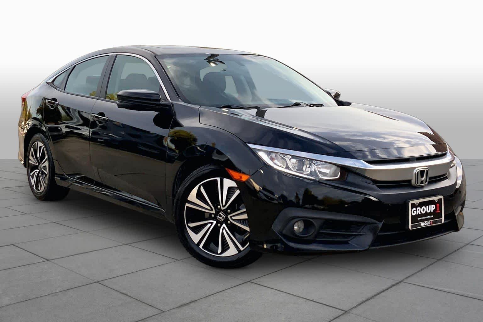 Used 2016  Honda EX-T image 2