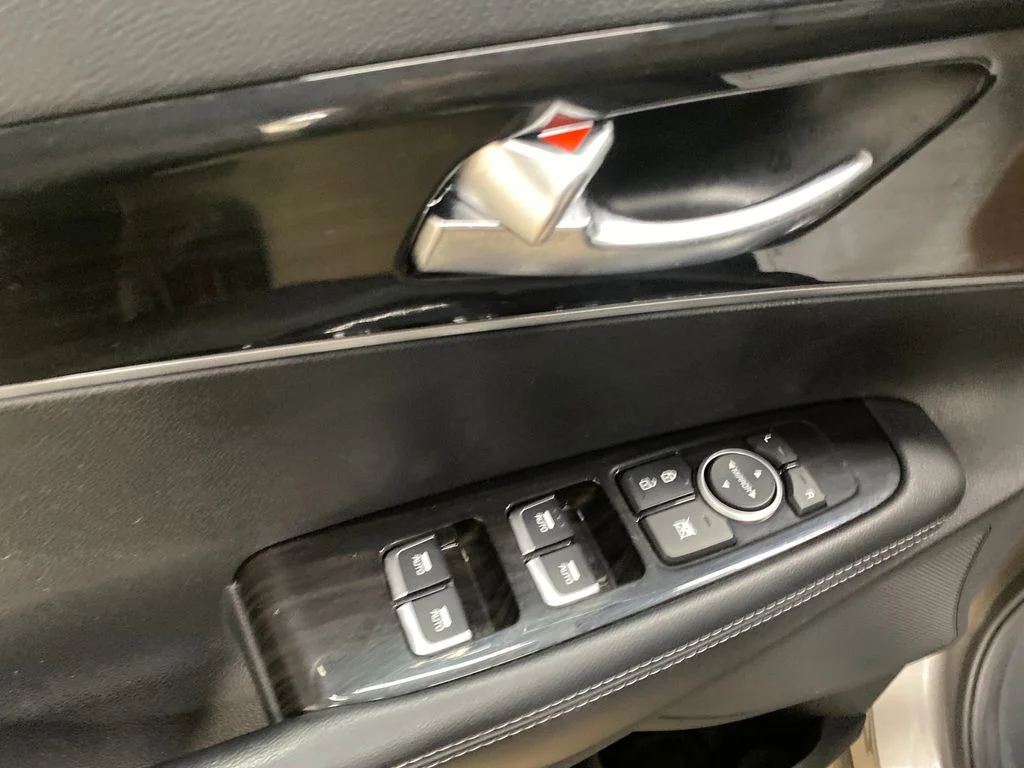 Used 2019 Silver Kia LX image 11
