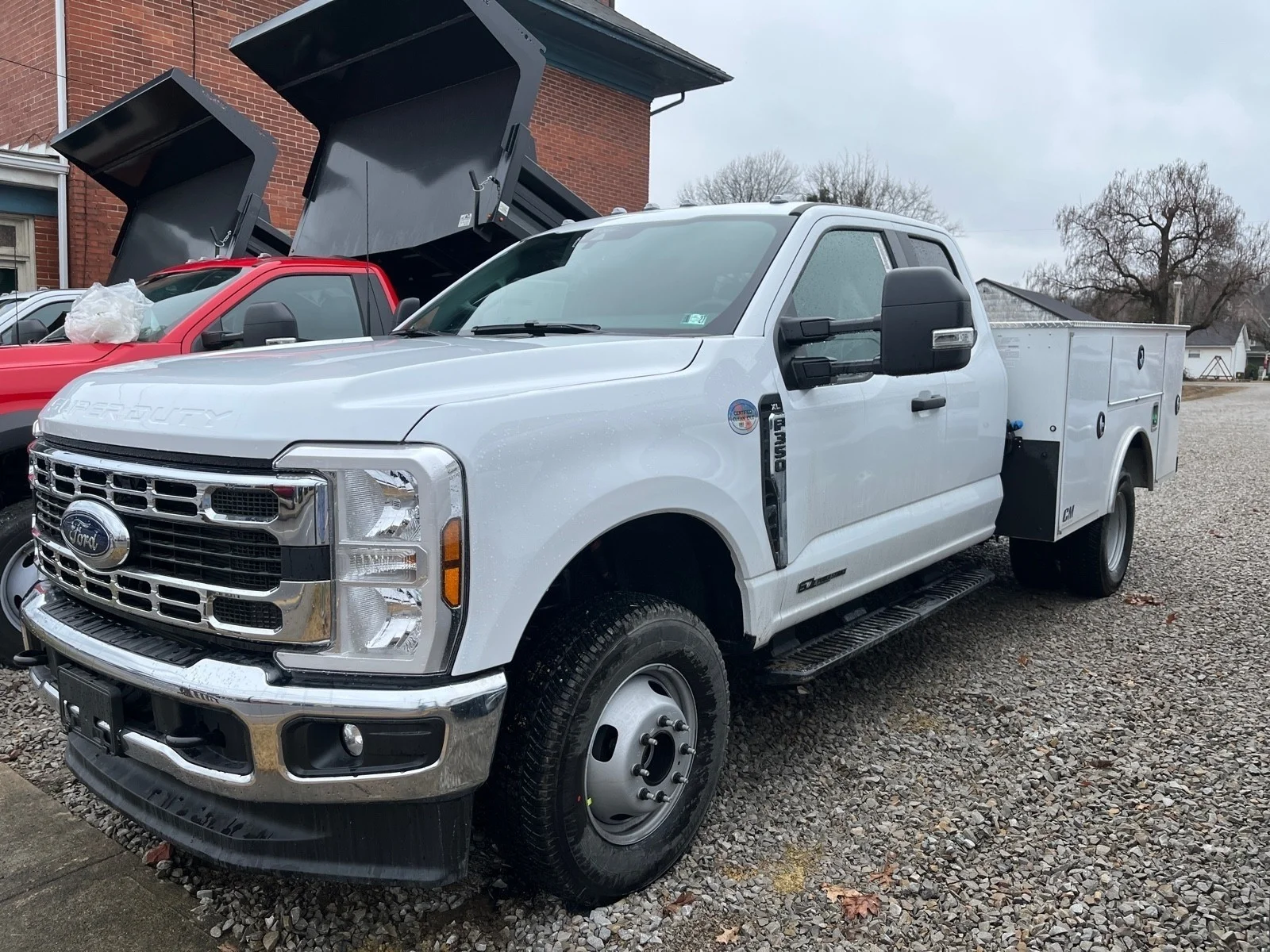 New 2026 Oxford White Ford F-350® XL image 3