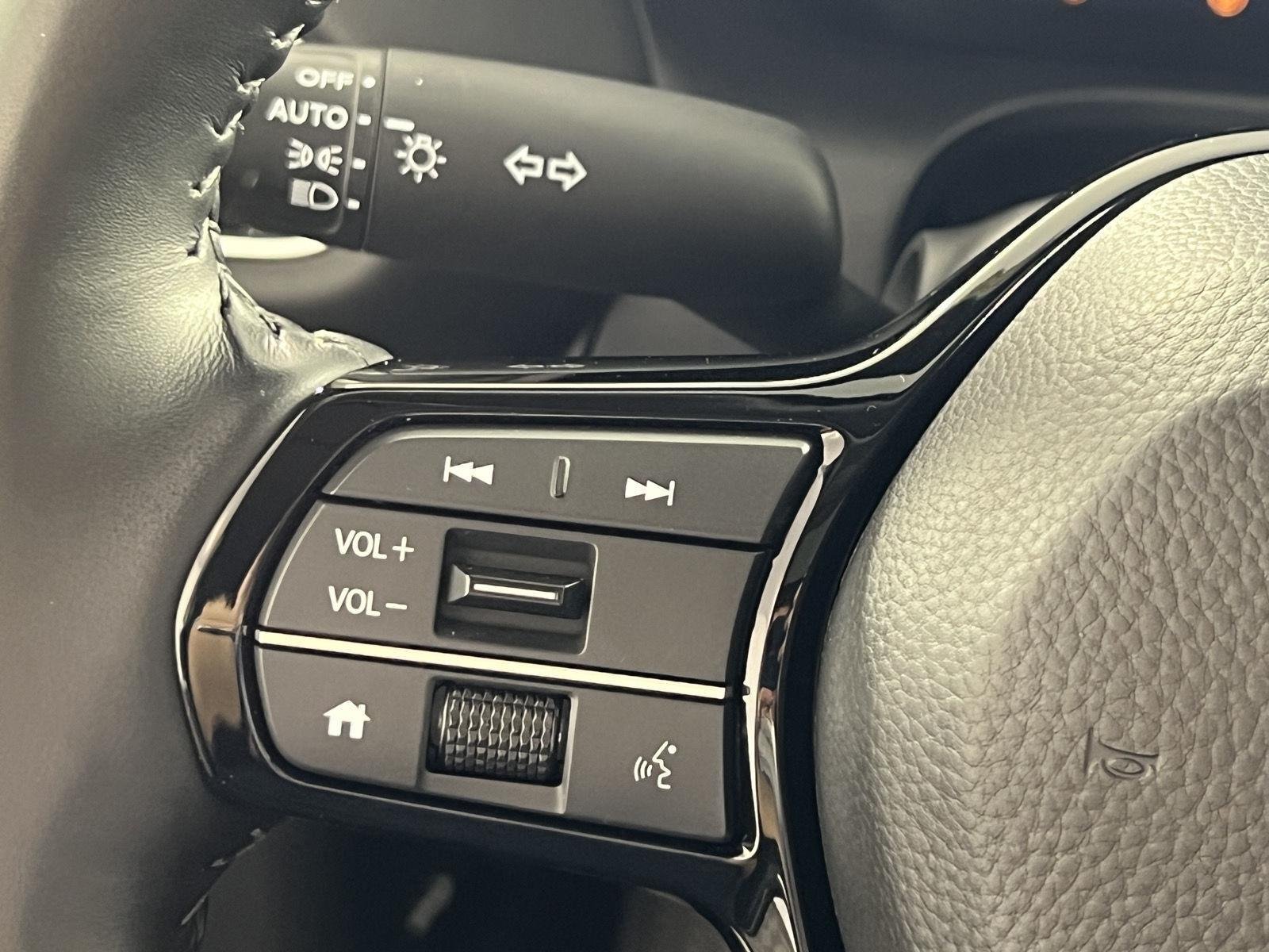 2026 Honda HR-V EX-L - Photo 16