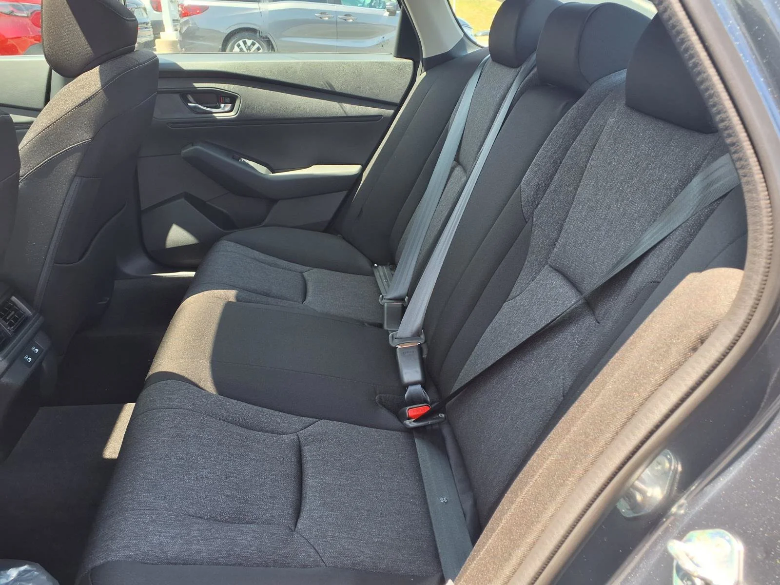 New 2026 Meteorite Gray Metallic Honda SE image 7
