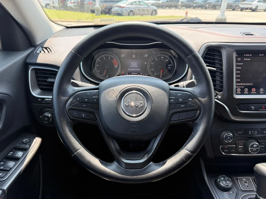 Used 2019 Gray Jeep Trailhawk image 8