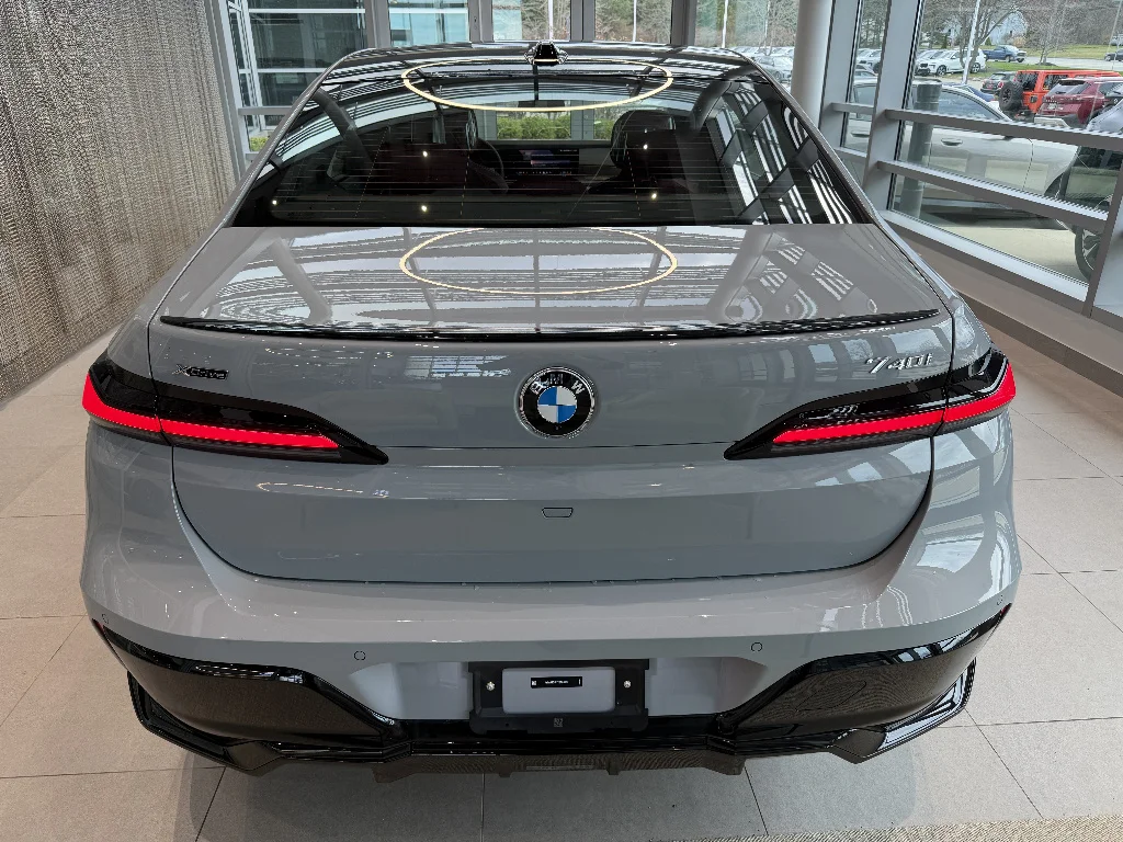New 2026 Brooklyn Grey Metallic BMW xDrive image 5