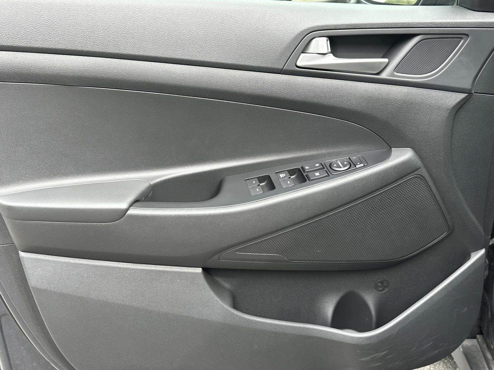 2019 Hyundai Tucson SE - Photo 23