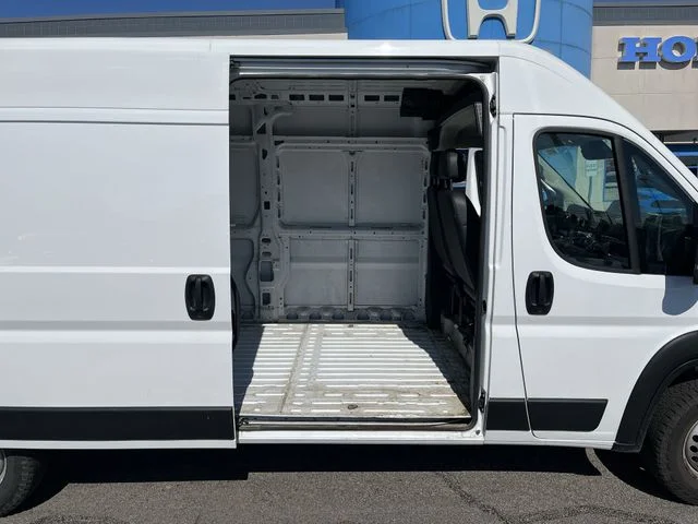 Used 2025 White Ram High Roof image 17