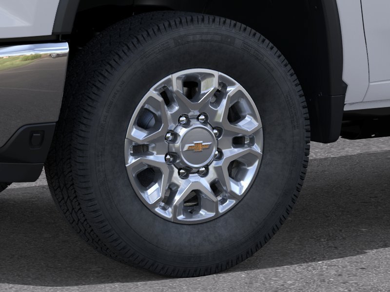 New 2026 Summit White Chevrolet WT image 9