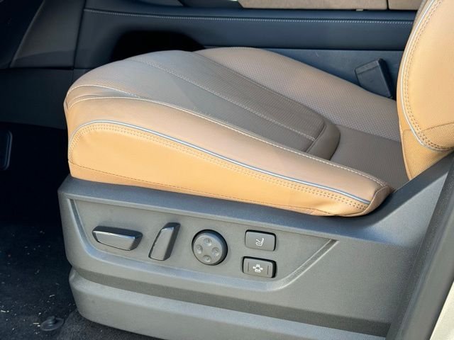 New 2025 DYNAMIC METAL INFINITI Sensory 4WD image 13