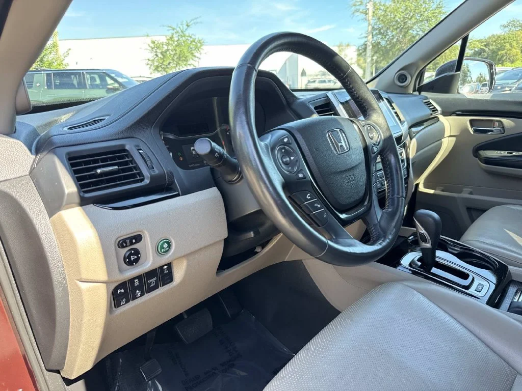 Used 2018  Honda RTL-E image 23