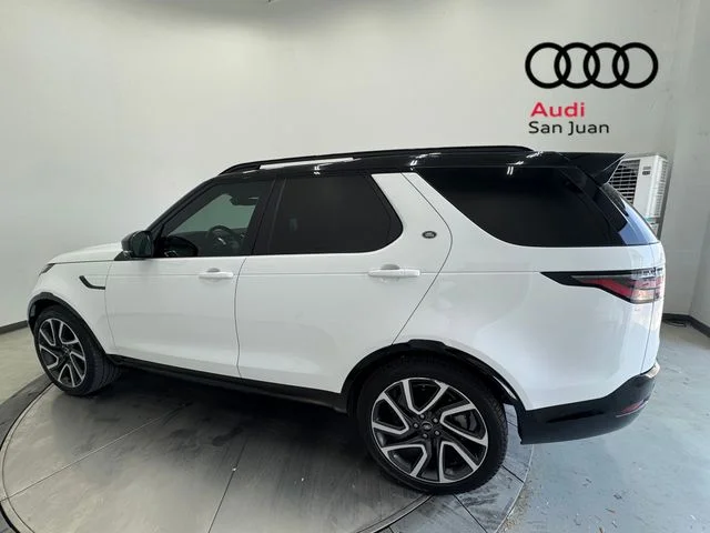 Used 2024 White Land Rover Dynamic SE image 38