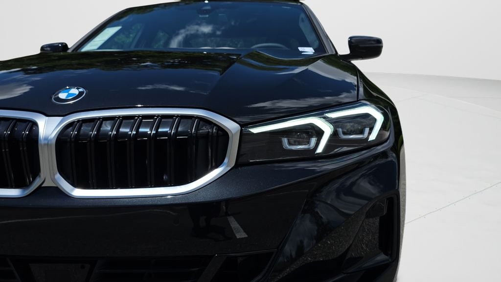 2026 BMW 3 Series 330i - Photo 27