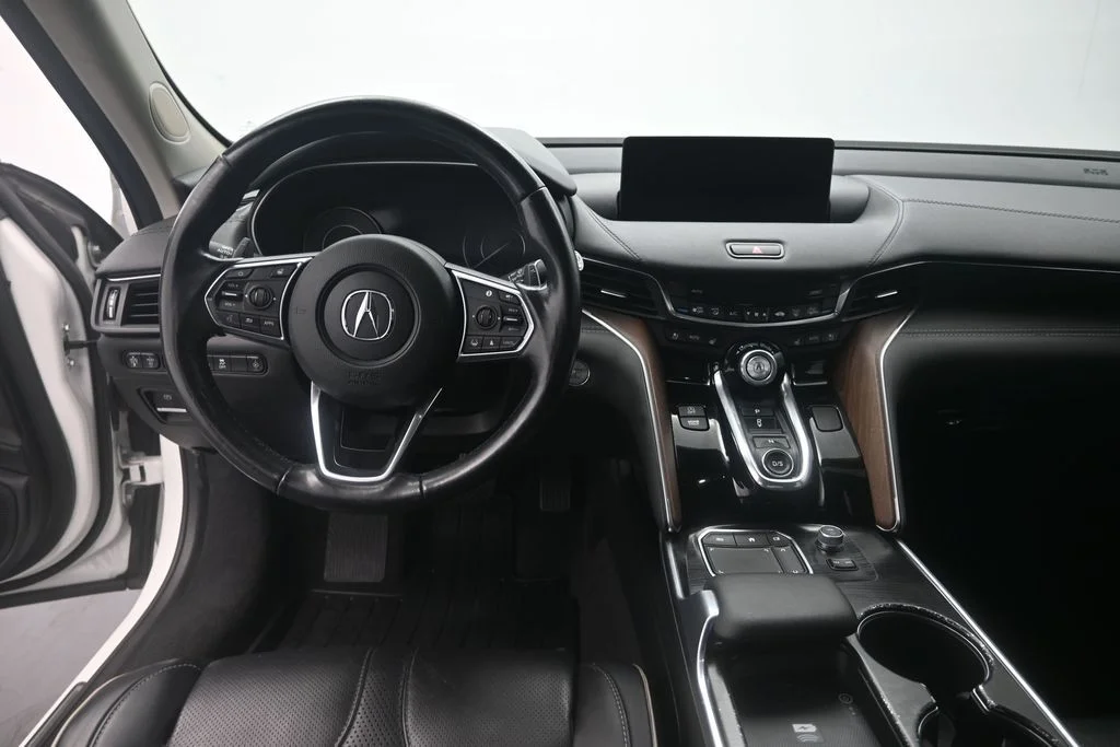Used 2021 White Acura Advance image 21