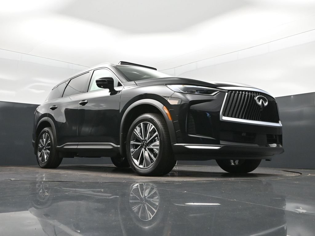 New 2027 MINERAL BLACK INFINITI Luxe FWD image 45