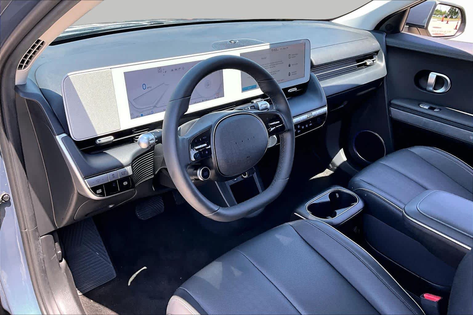 Used 2023 Digital Teal Hyundai SEL image 15