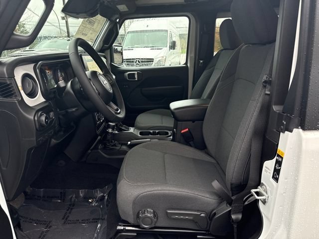 New 2026 Bright White Clear-Coat Exterior Paint Jeep Sport S image 14