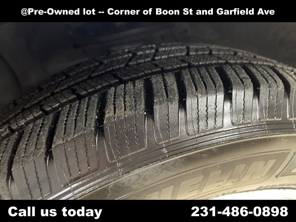 Used 2016 Black Chevrolet LTZ image 3