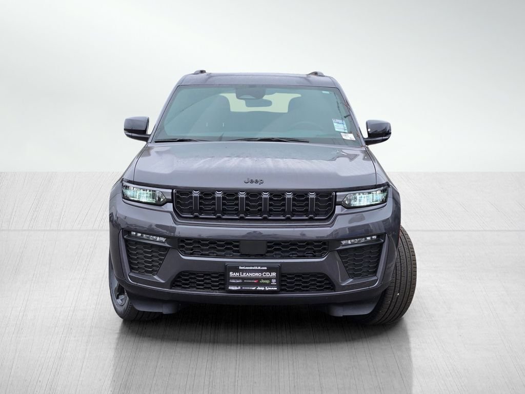 New 2026 Baltic Gray Metallic Clearcoat Jeep Limited image 2