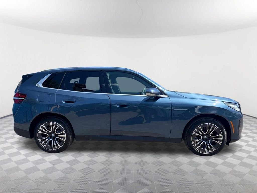 New 2026 Arctic Race Blue metallic BMW 30 xDrive image 3